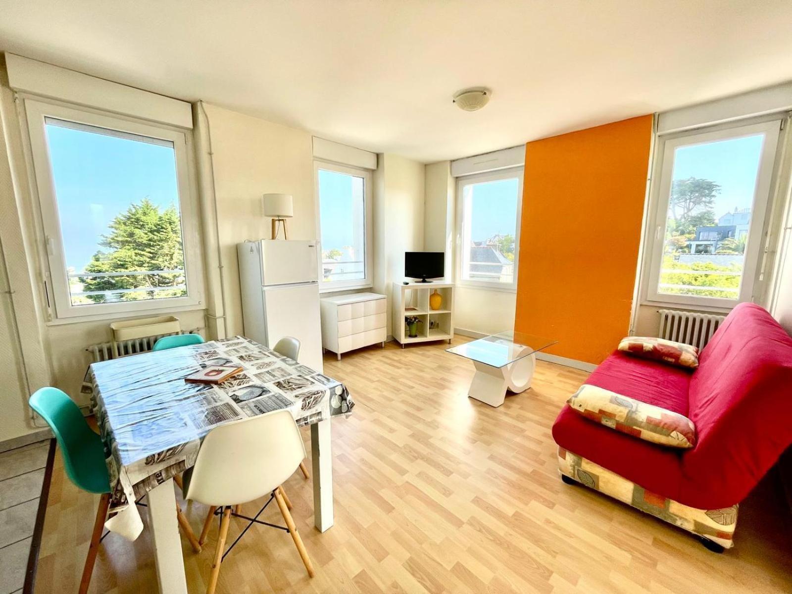 Residence Des Bains Карантек Экстерьер фото