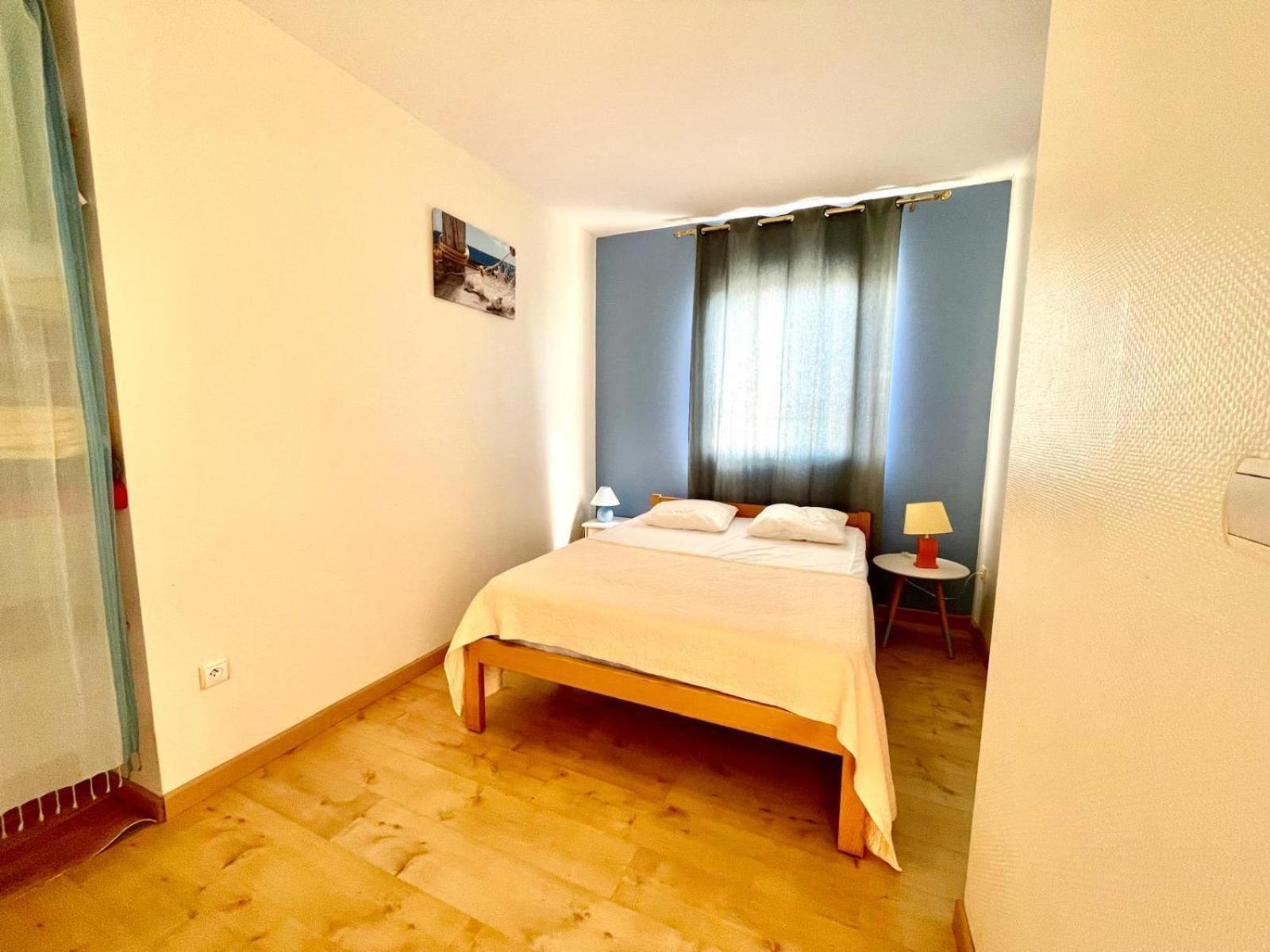 Residence Des Bains Карантек Номер фото